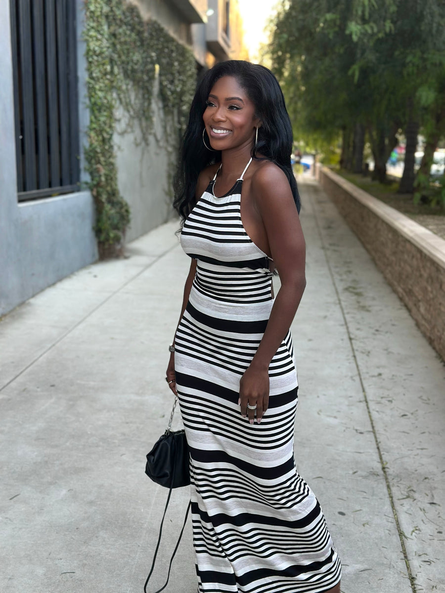 THE LOOK BACK MAXI DRESS LARGE / Black